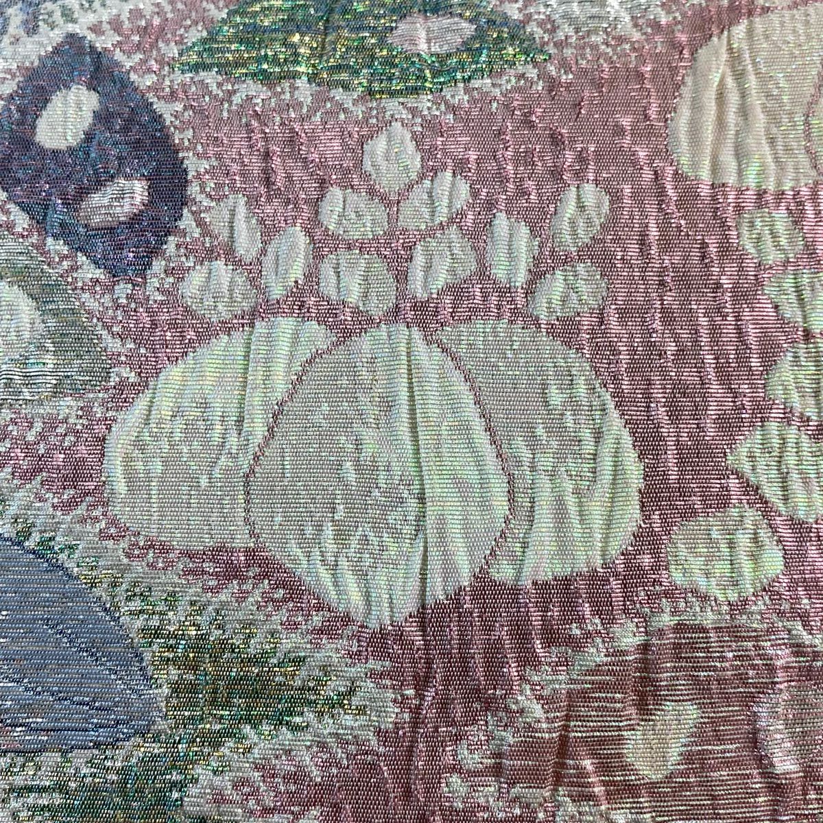 【美品】 袋帶 秀品級 草花紋紋 雲文 金金箔 銀 六通 純蠶絲