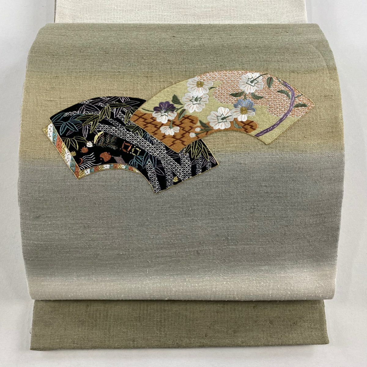 【美品】 袋帶 秀品級 紬織織 扇子面 草花紋刺繡 金絲 青灰