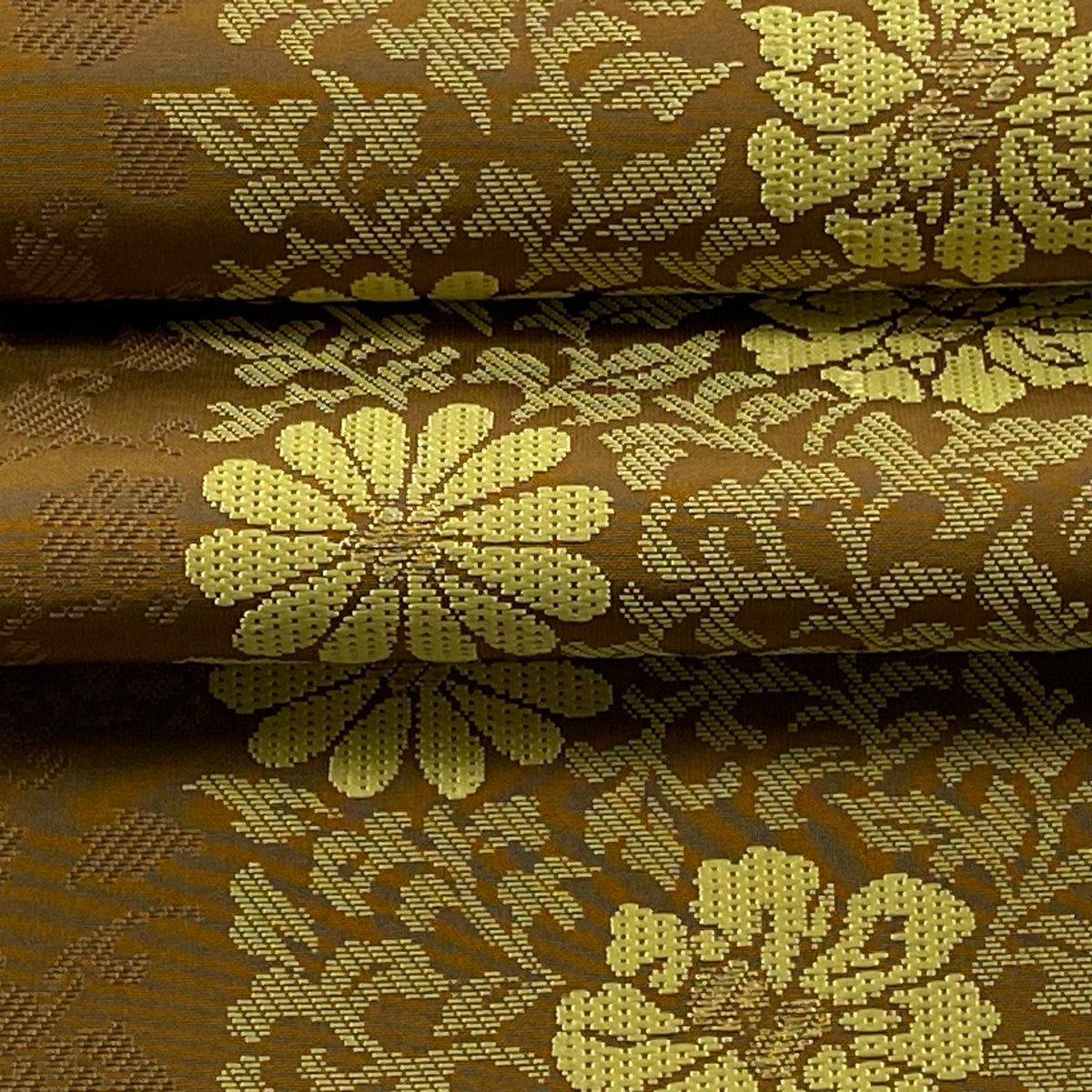 【美品】 袋帶 逸品級 じゅらく 落款あり 黃皇絲 草花紋刺繡 金絲 茶 六通 純蠶絲