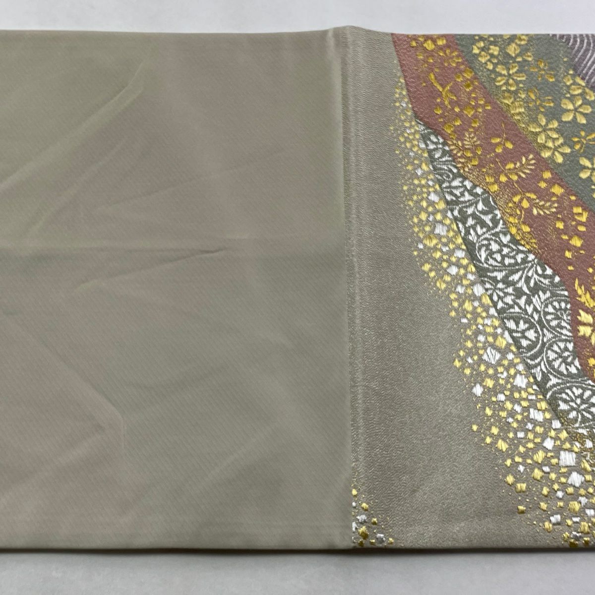 【美品】 袋帶 逸品級 祥園 落款あり 草花紋紋 波 金銀彩 金金箔 灰茶 六通 純蠶絲