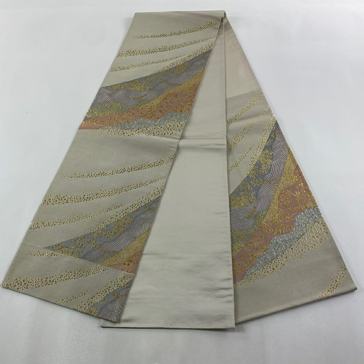 【美品】 袋帶 逸品級 祥園 落款あり 草花紋紋 波 金銀彩 金金箔 灰茶 六通 純蠶絲