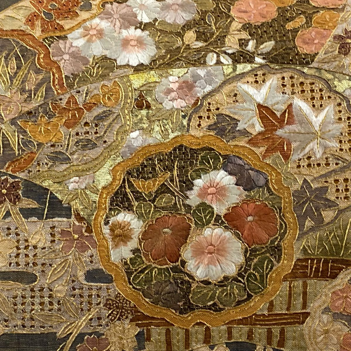 袋帶 逸品級 扇子面 雪輪 刺繡 金銀彩 金茶 大鼓圖案 純蠶絲