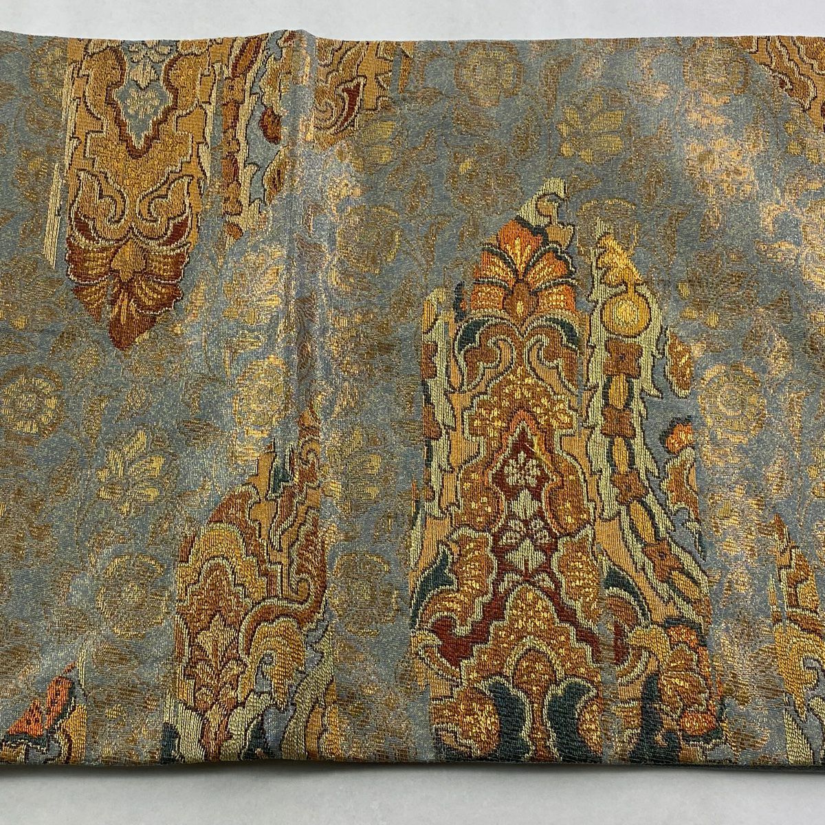 【美品】 袋帶 逸品級 紋屋井關 落款あり 御寮織 花唐草紋 幾何學 金絲 金金箔 灰綠 六通 純蠶絲
