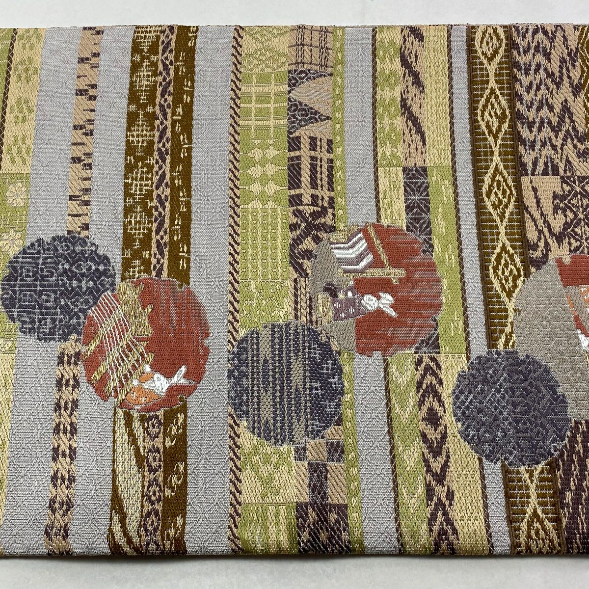 【美品】 袋帶 逸品級 雪輪 兔子 金金箔 茶 六通 純蠶絲