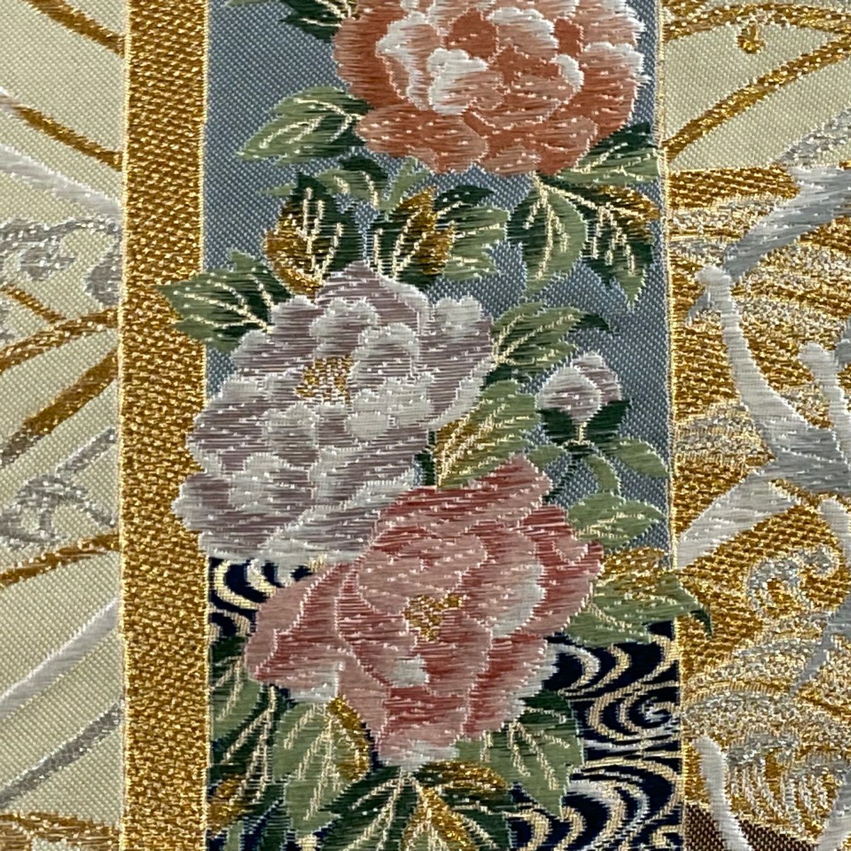 【美品】 袋帶 秀品級 花鳥四季短冊文 草花紋 金銀彩 唐織 奶油色 六通 純蠶絲