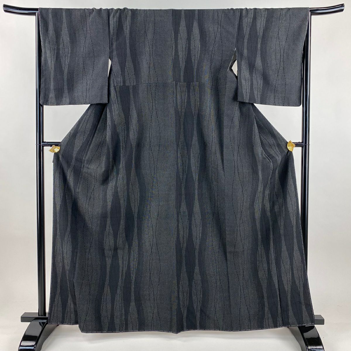 【美品】 紬織 身長163.5cm 袖長67cm M 雙層 龜甲絣 立涌 黑灰 純蠶絲 逸品級