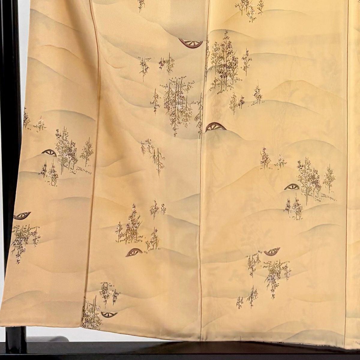 【美品】 小紋 身長156cm 袖長65cm M 雙層 片輪車 樹木 米色 純蠶絲 秀品級