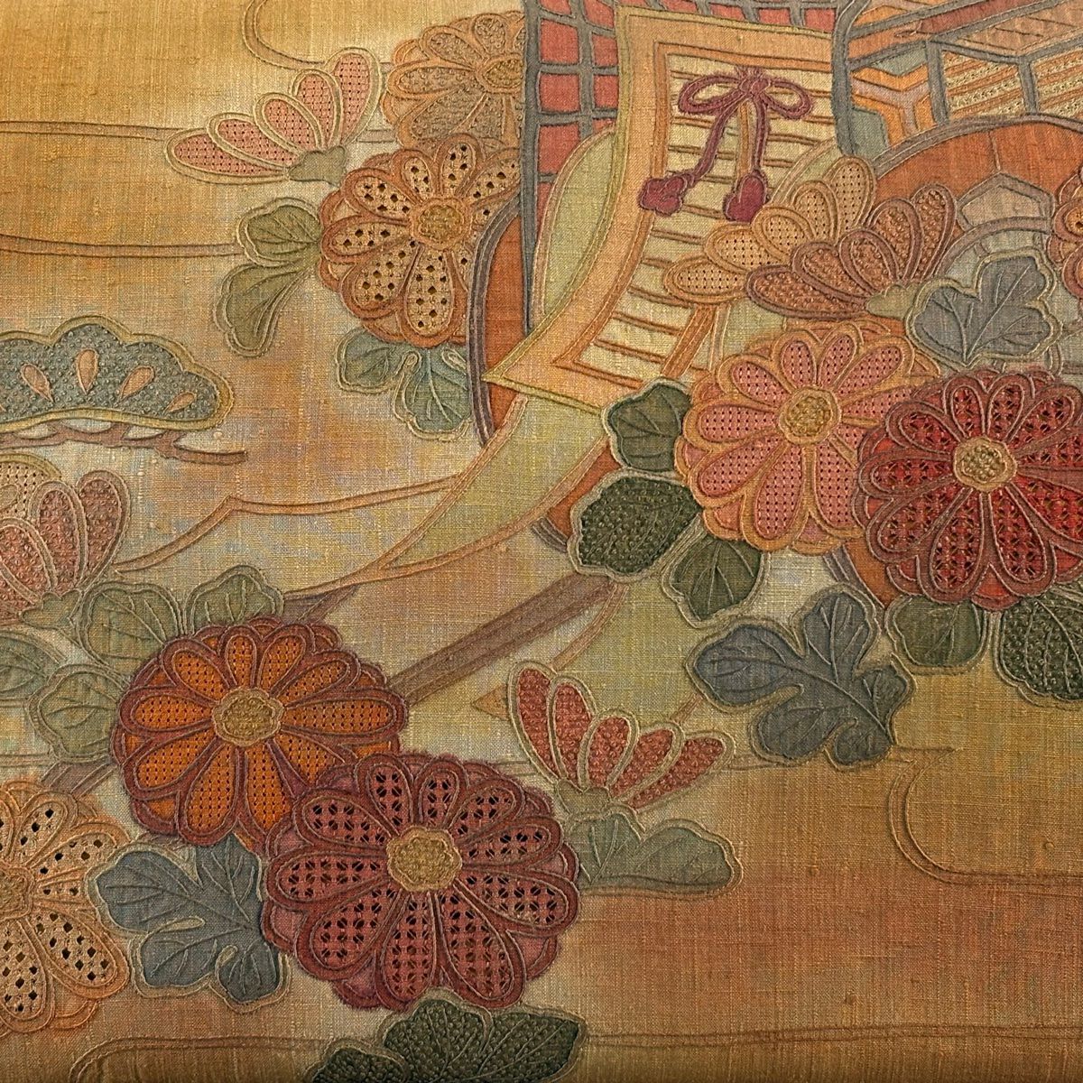 【美品】 袋帶 秀品級 紬織織 菊花 御所車 汕頭刺繡 山吹茶 藍帶圖案 純蠶絲