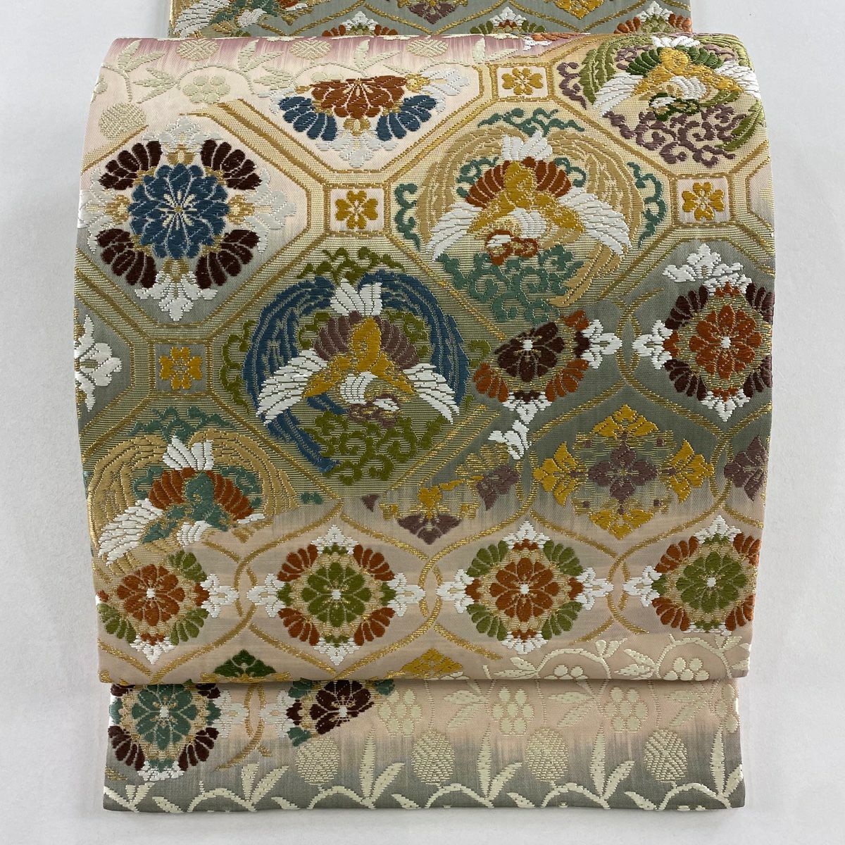 【美品】 袋帶 秀品級 蜀江文 華紋 金絲 唐織 米色 六通 純蠶絲