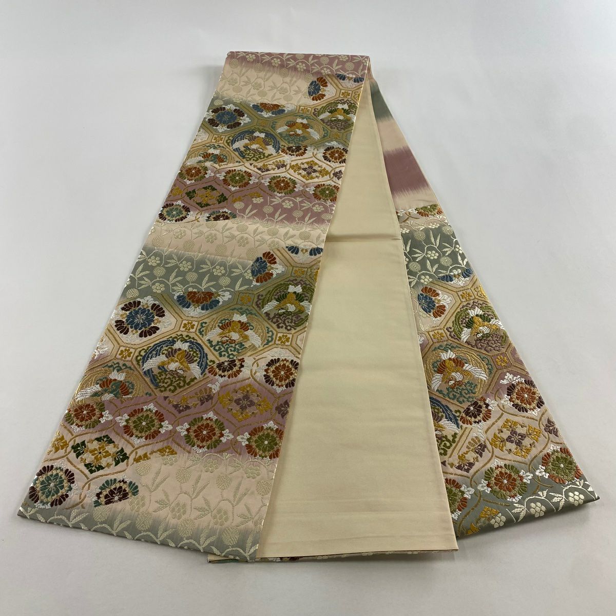 【美品】 袋帶 秀品級 蜀江文 華紋 金絲 唐織 米色 六通 純蠶絲