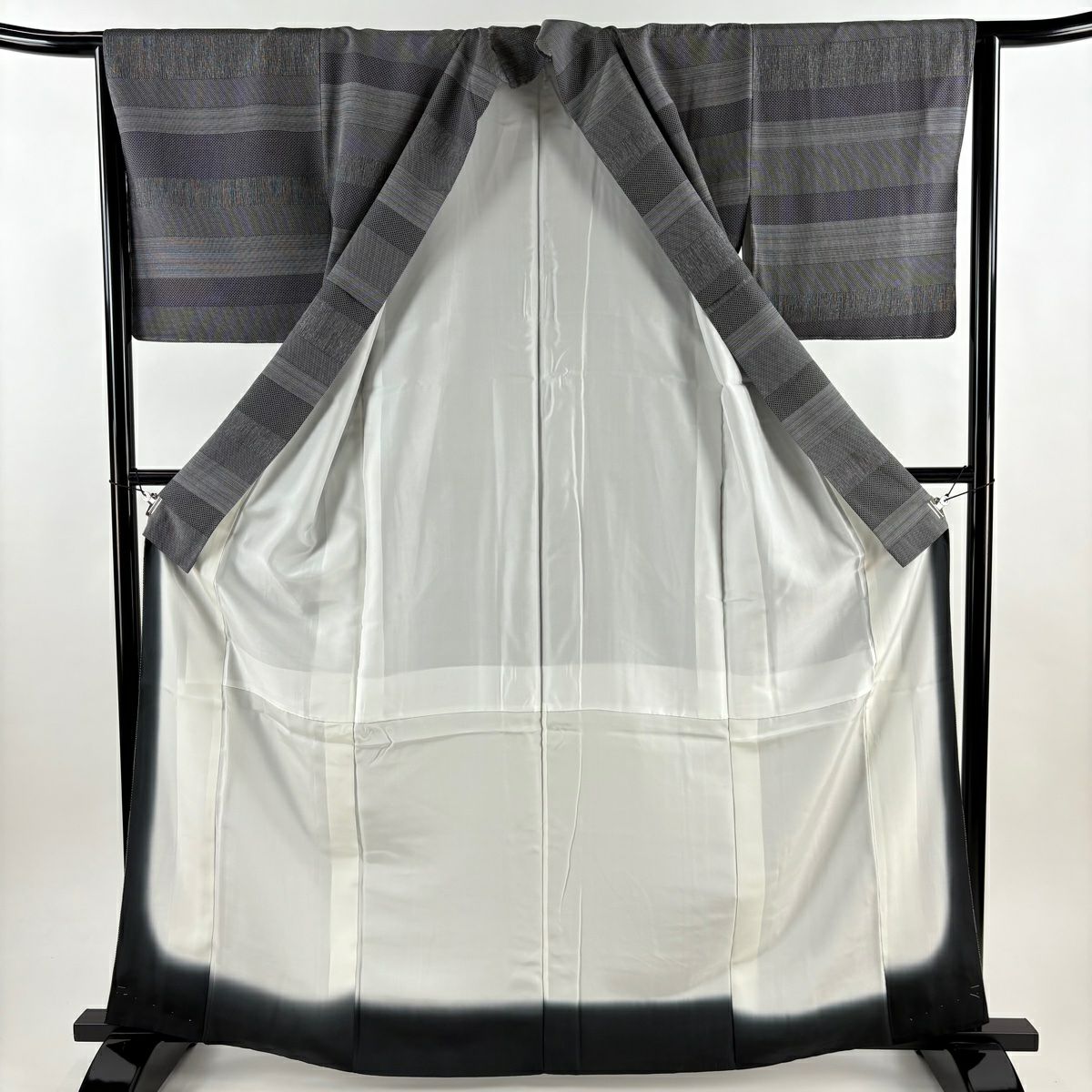【美品】 小紋 身長164cm 袖長64cm M 雙層 橫段 鱗 墨色 純蠶絲 秀品級