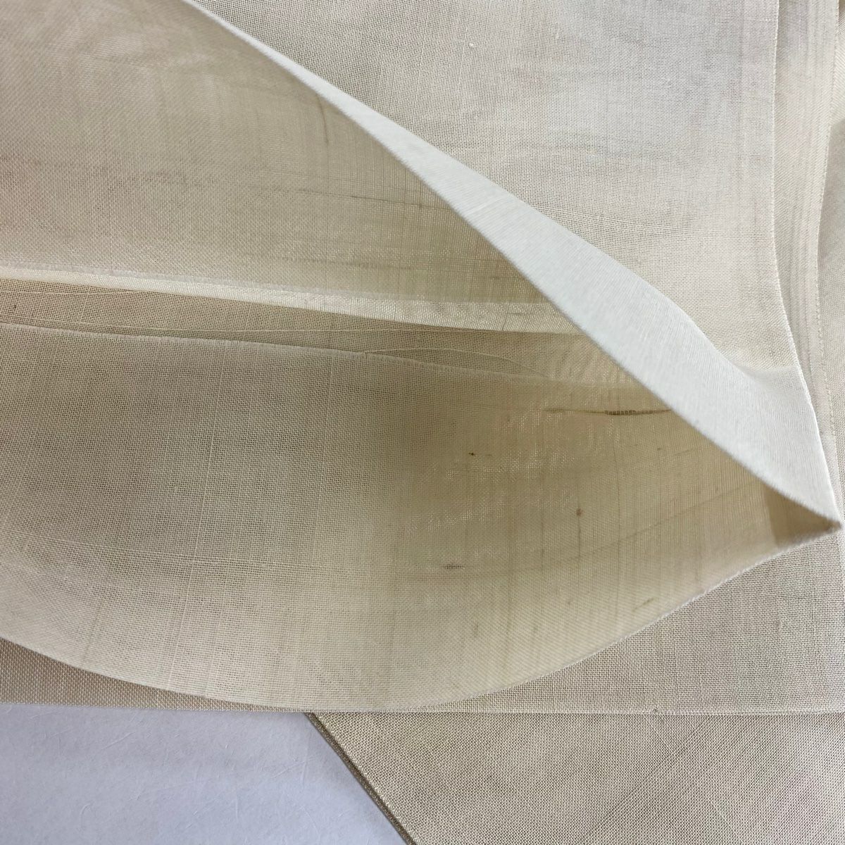 袋帶 秀品級 夏帶 紗 草花紋刺繡 米色 お太鼓圖案 純蠶絲