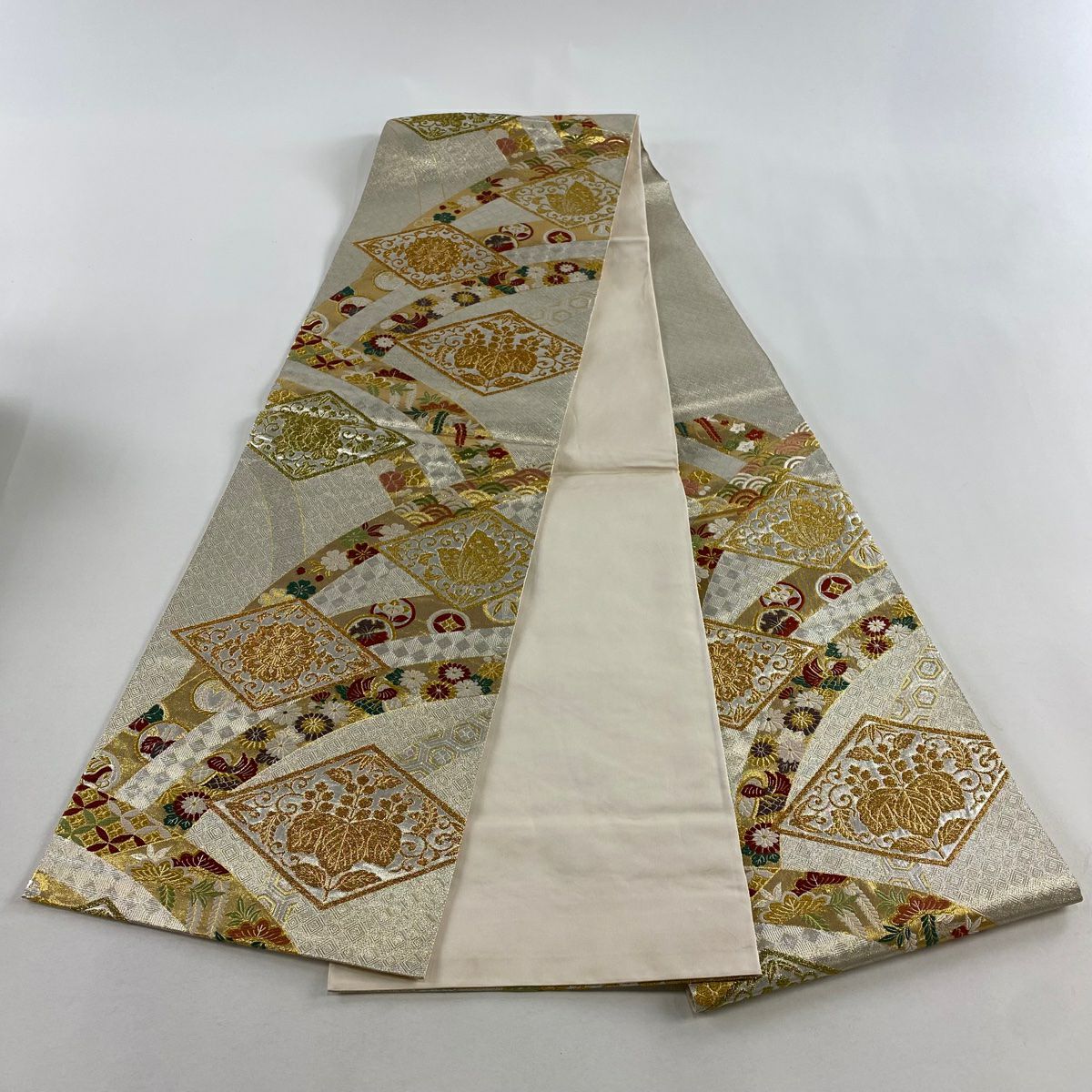 【美品】 袋帶 秀品級 花鳥 菱 金糸 金金箔 銀 六通 純蠶絲