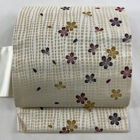 【美品】 名古屋帶 秀品級櫻花花瓣唐織奶油純蠶絲