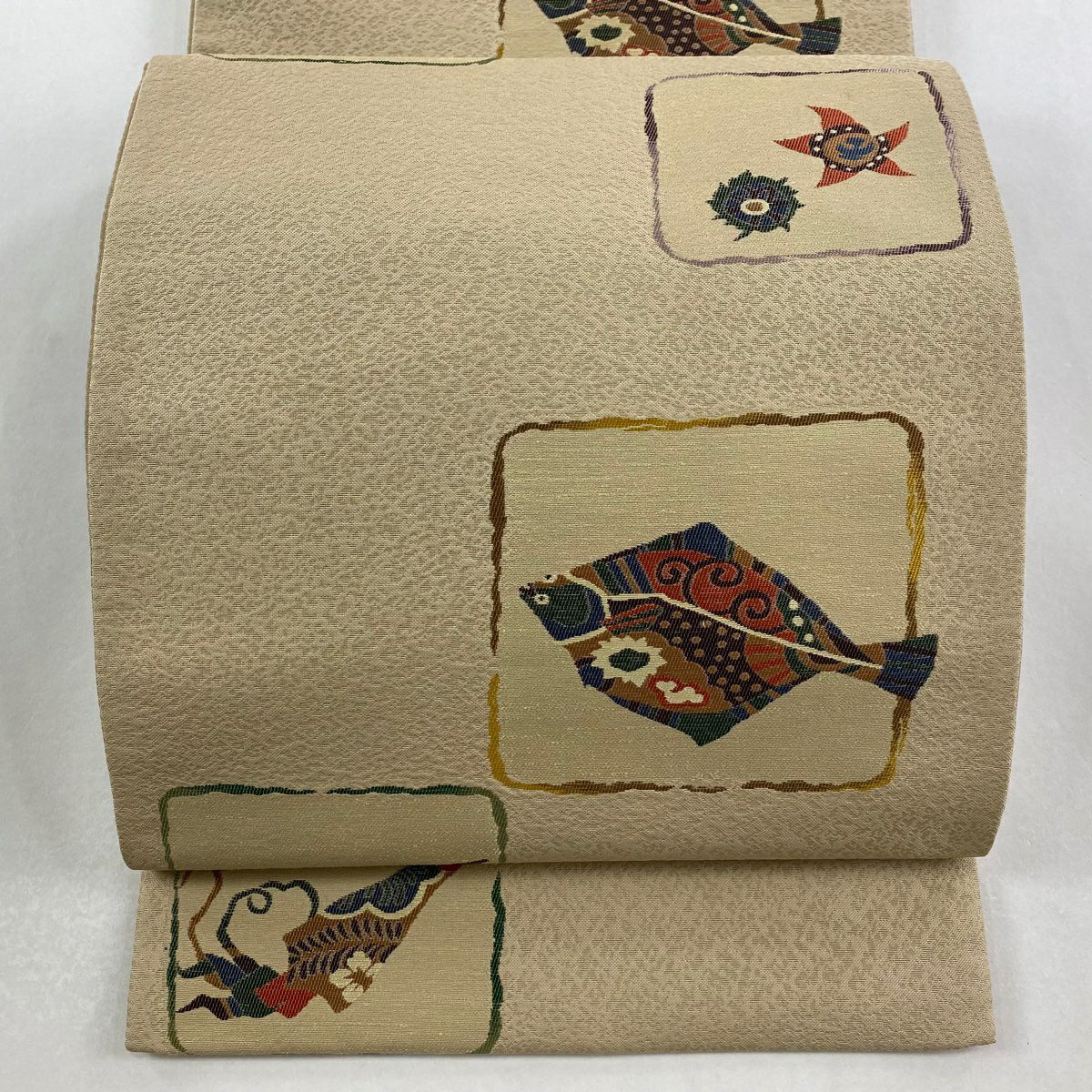【美品】 袋帶 秀品級 魚 魷魚 米色 六通 純蠶絲
