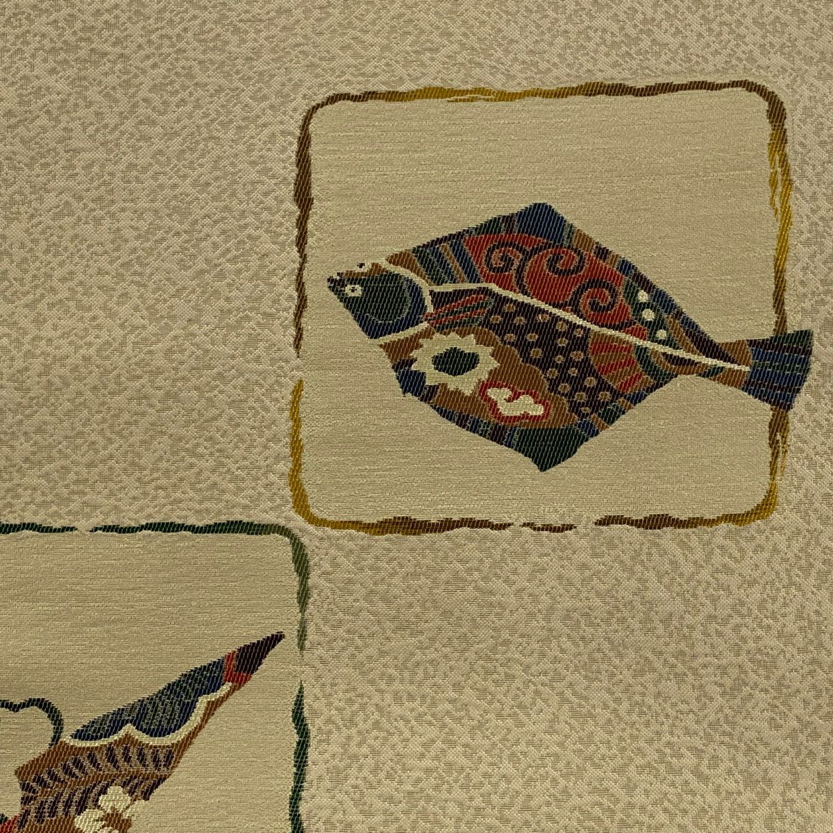 【美品】 袋帶 秀品級 魚 魷魚 米色 六通 純蠶絲