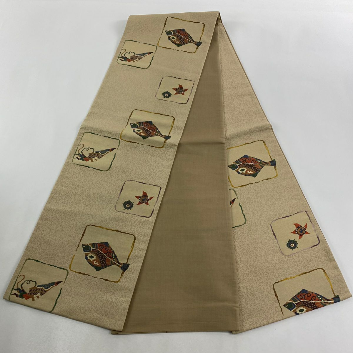 【美品】 袋帶 秀品級 魚 魷魚 米色 六通 純蠶絲