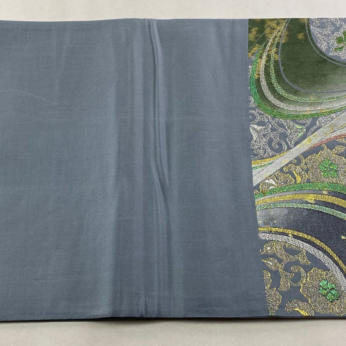 【美品】 袋帶 秀品級 花唐草紋 流水 金銀彩 金金箔 灰綠 六通 純蠶絲