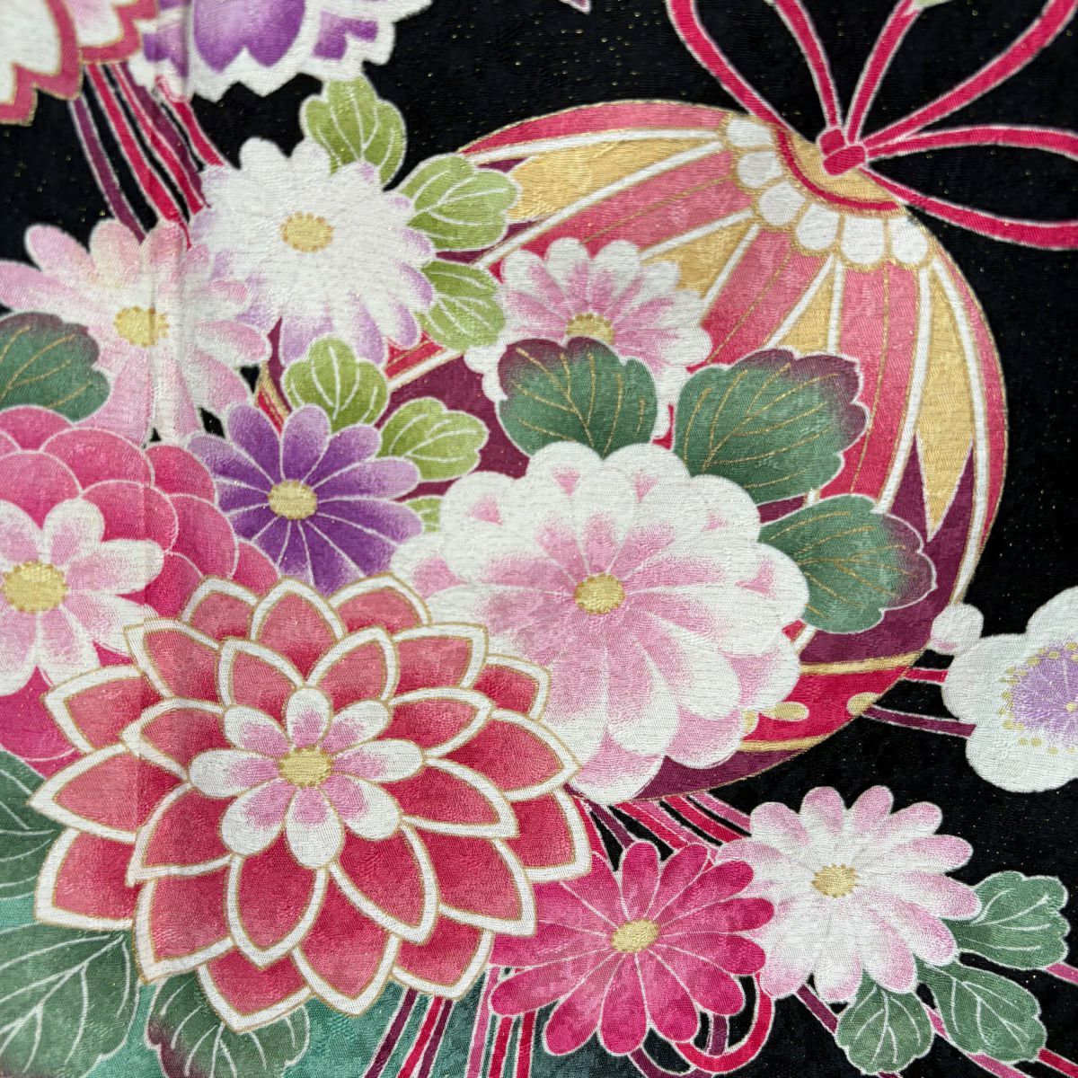 【美品】振袖禮服 身長166.5cm 袖長66cm M 雙層 草花紋紋 藥玉 金通し 金銀彩 黑 純蠶絲 逸品級