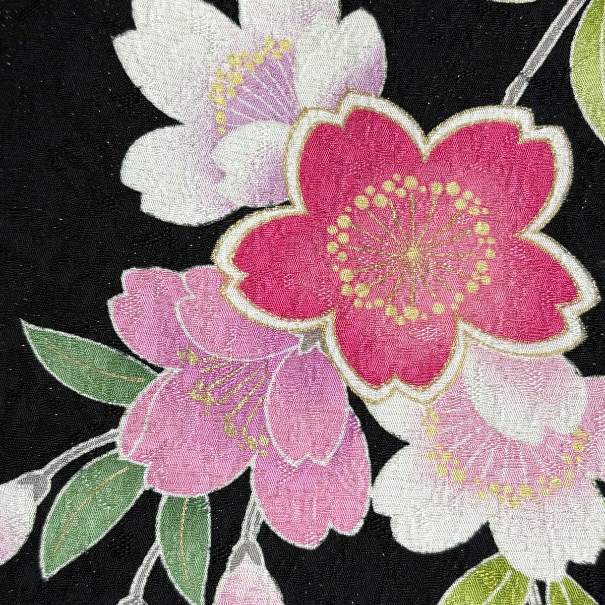 【美品】振袖禮服 身長166.5cm 袖長66cm M 雙層 草花紋紋 藥玉 金通し 金銀彩 黑 純蠶絲 逸品級