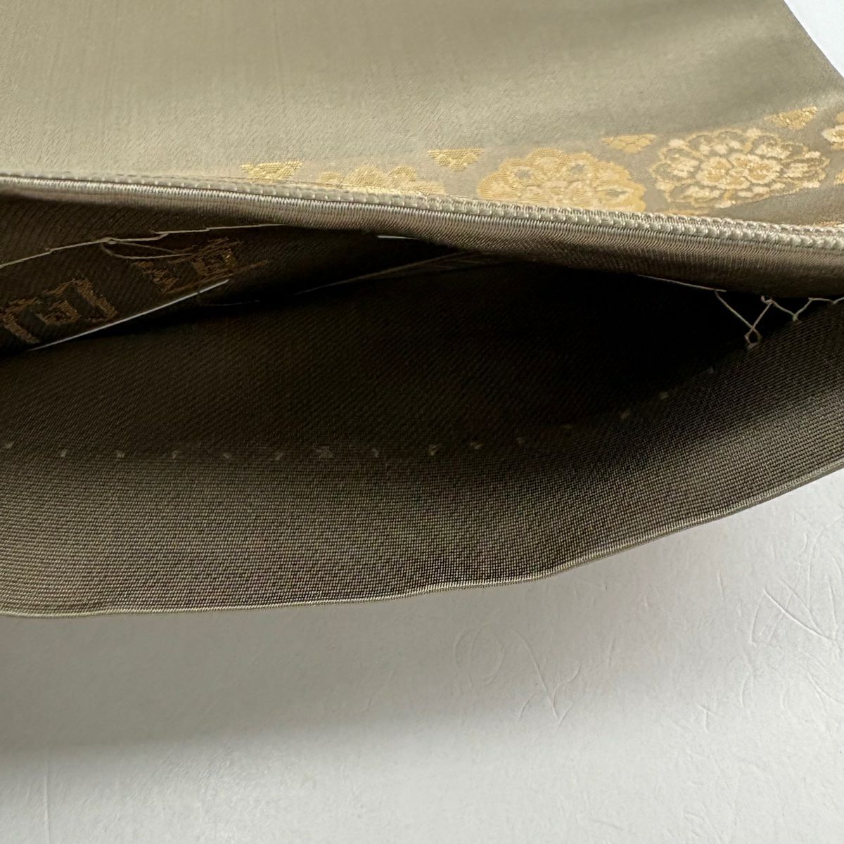 【美品】 袋帶 秀品級 華紋 段紋 金金箔 灰茶 お太鼓圖案 純蠶絲