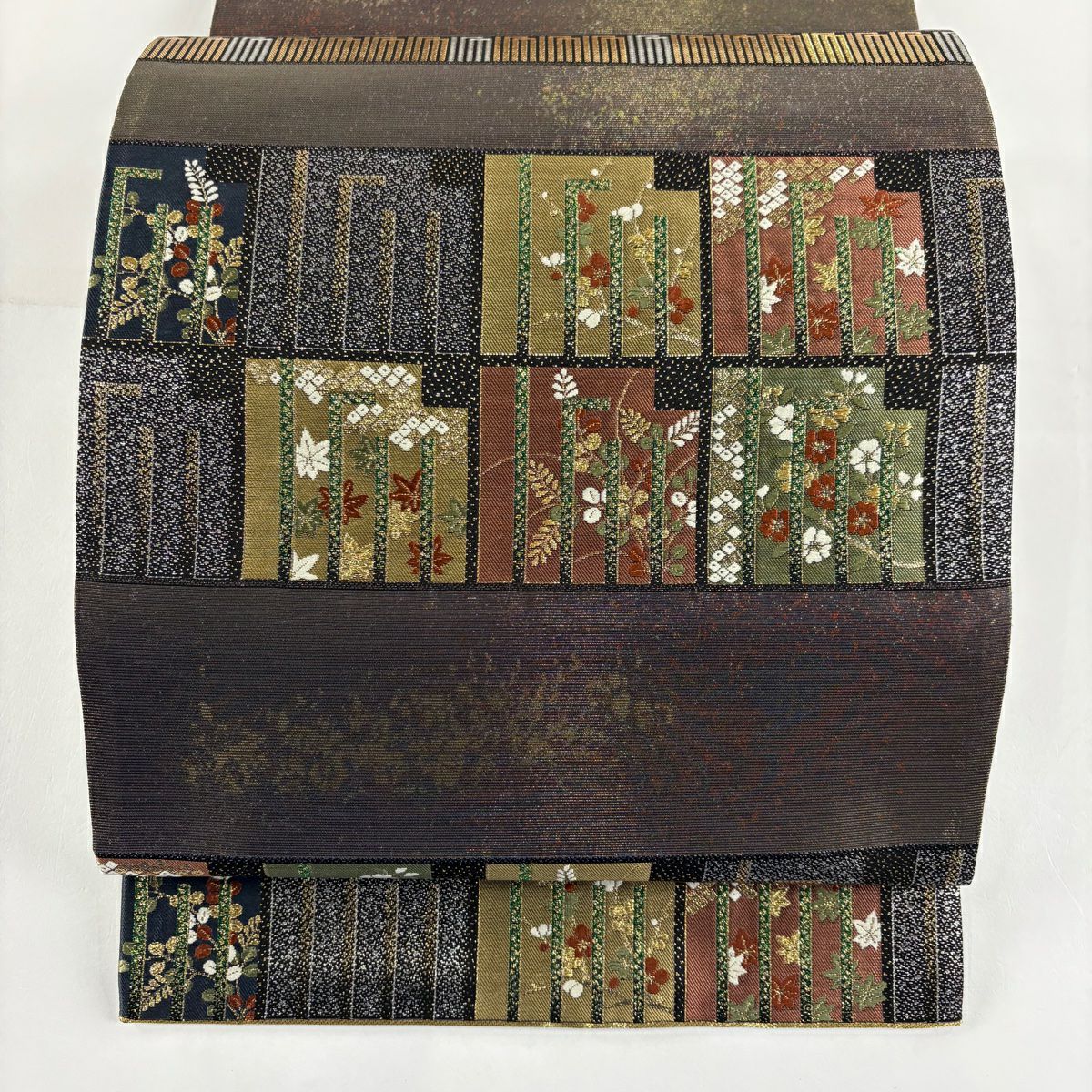 【美品】 袋帶 秀品級 源氏香 草花紋紋 金金箔 金線 焦茶 六通 純蠶絲