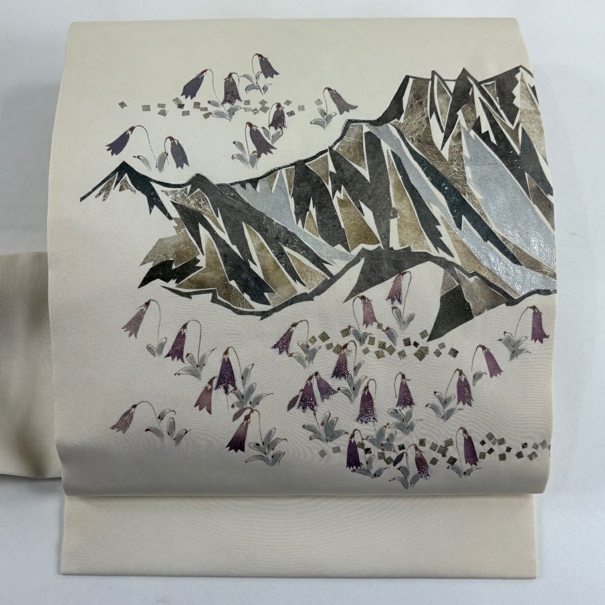 名古屋帶 秀品級 山並 草花紋 金銀彩 銀線 奶油色 純蠶絲