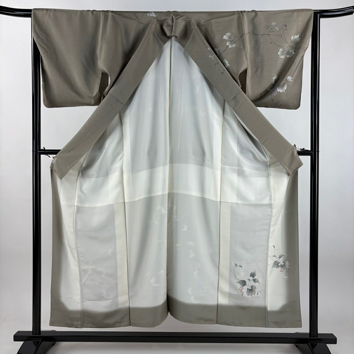 【美品】訪問服 身長155cm 袖長64cm M 雙層 紬織織 落款あり 葡萄 薄茶 純蠶絲 秀品級