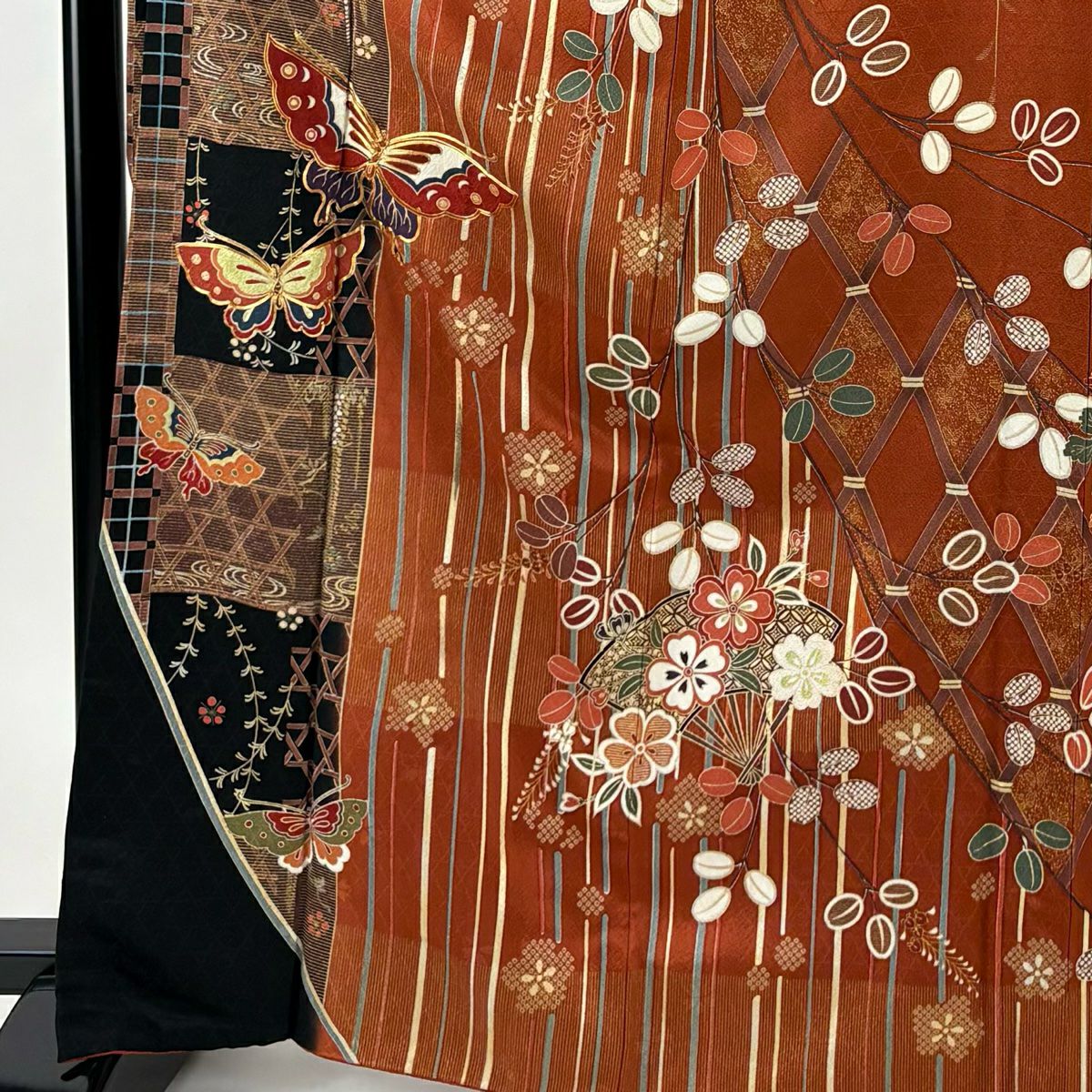 振袖禮服 身長166cm 袖長65cm M 雙層 蝶 縱條紋 金絲 金銀彩 紅茶 純蠶絲 秀品級