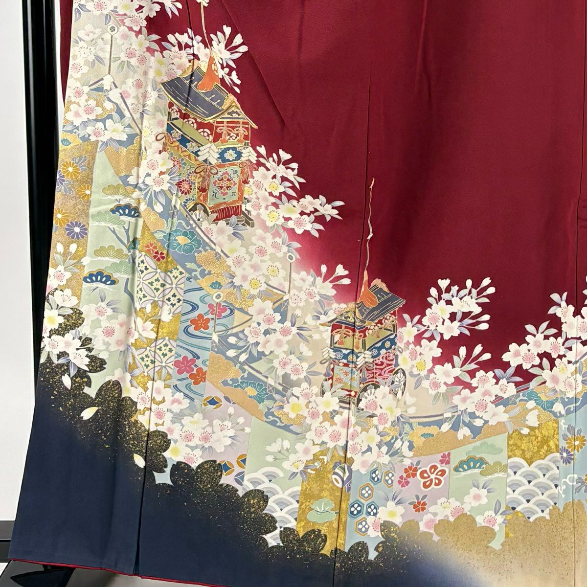 振袖禮服 身長163cm 袖長68.5cm L 雙層 山鉾 幔幕 金絲 金銀彩 深紅 純蠶絲 優品級