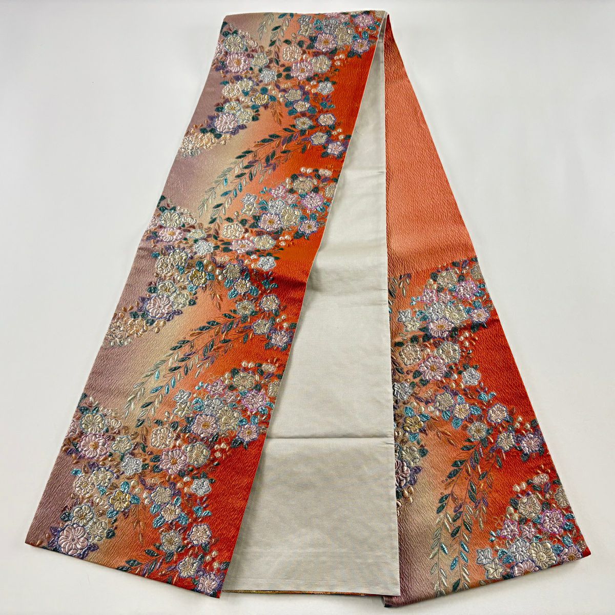 【美品】 袋帶 秀品級 草花紋紋 金金箔 漸層 紅色 六通 純蠶絲
