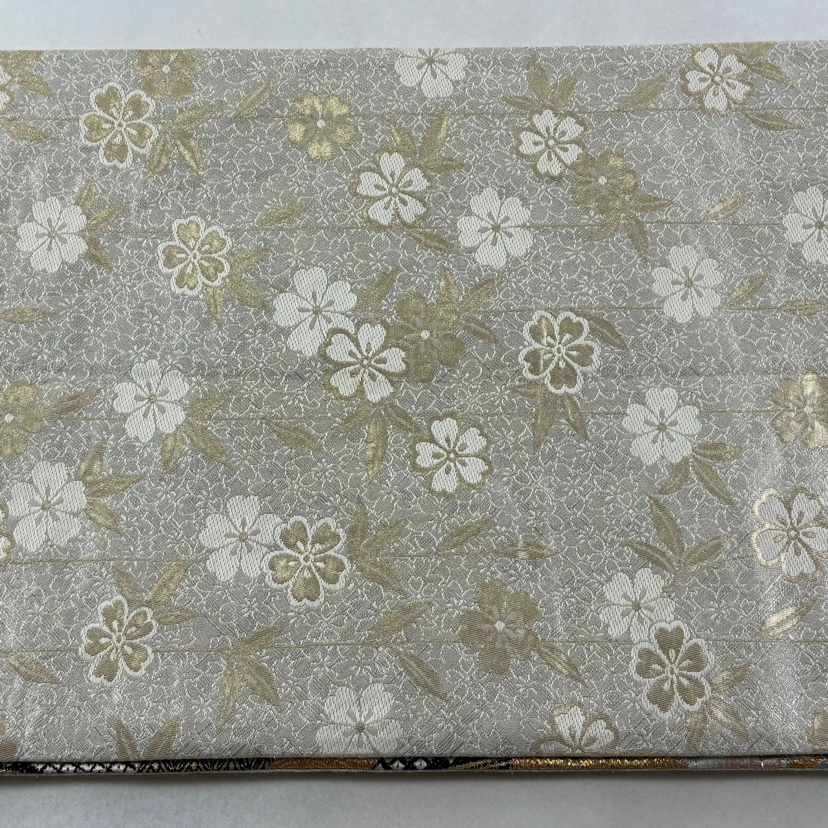 袋帶 秀品級 菊花花 束帶熨斗紋 刺繡 金金箔 奶油色 全通 純蠶絲