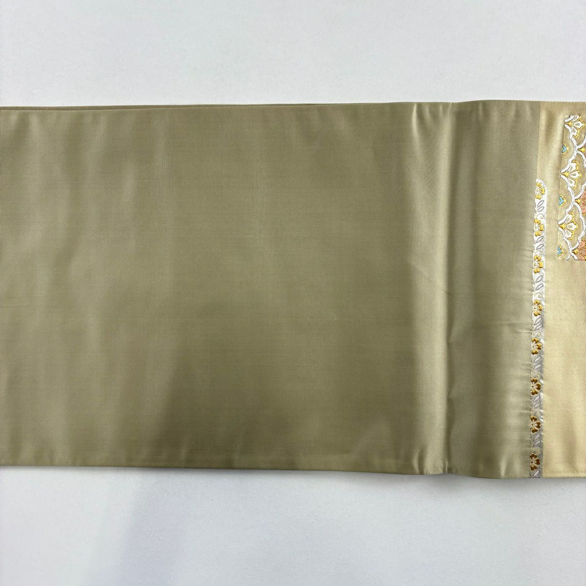 【美品】 袋帶 秀品級 華紋 仙鶴 金銀彩 金金箔 米色 六通 純蠶絲