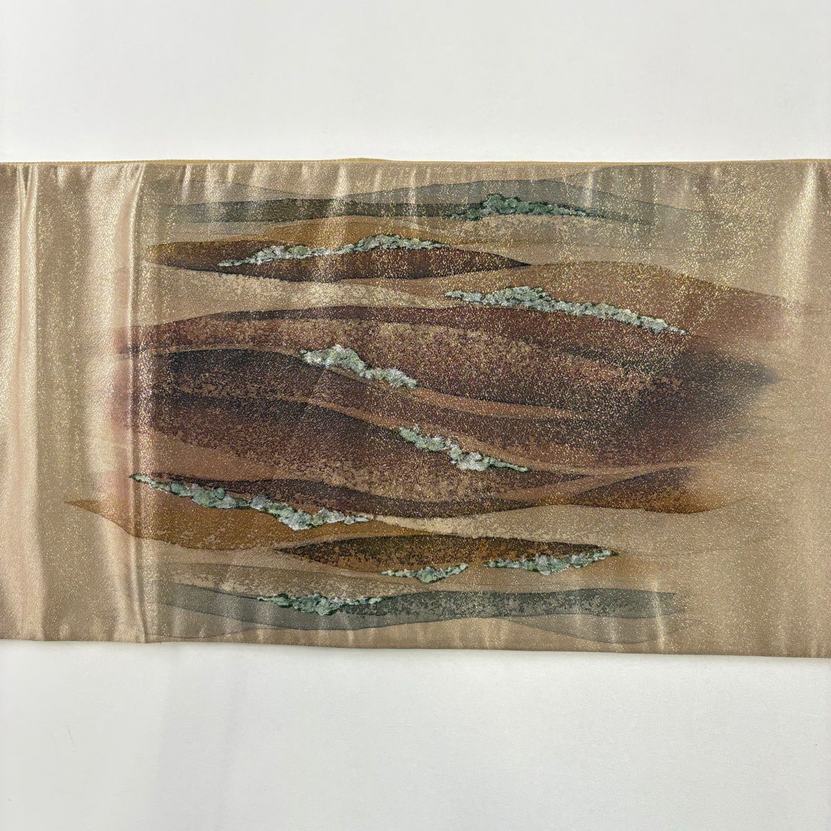 【美品】 袋帶 秀品級 落款あり 霞 金通 灰茶 お太鼓柄 純蠶絲