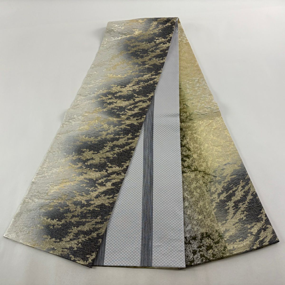 【美品】 袋帶 秀品級 幾何學 金銀彩 黑灰 六通 純蠶絲