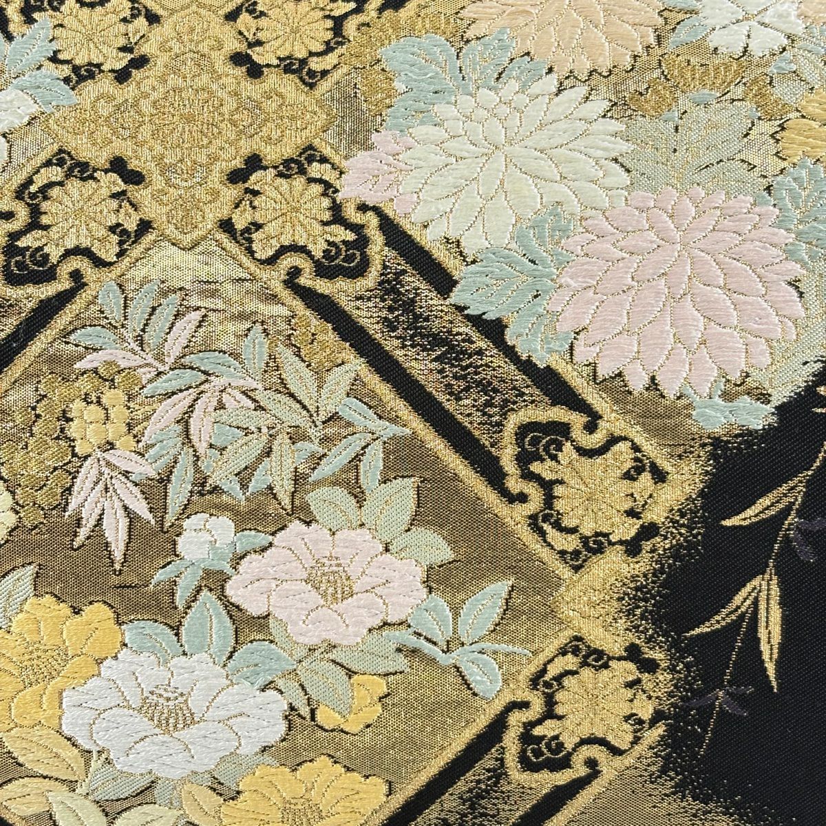 【美品】 袋帶 秀品級 花丸紋 柳 金金箔 金絲 黑 六通 純蠶絲