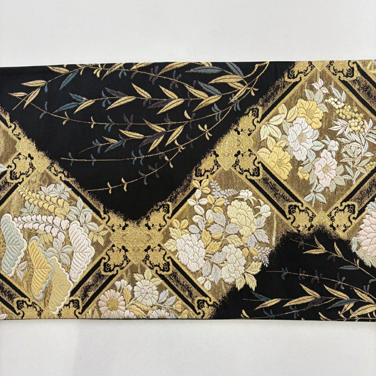 【美品】 袋帶 秀品級 花丸紋 柳 金金箔 金絲 黑 六通 純蠶絲
