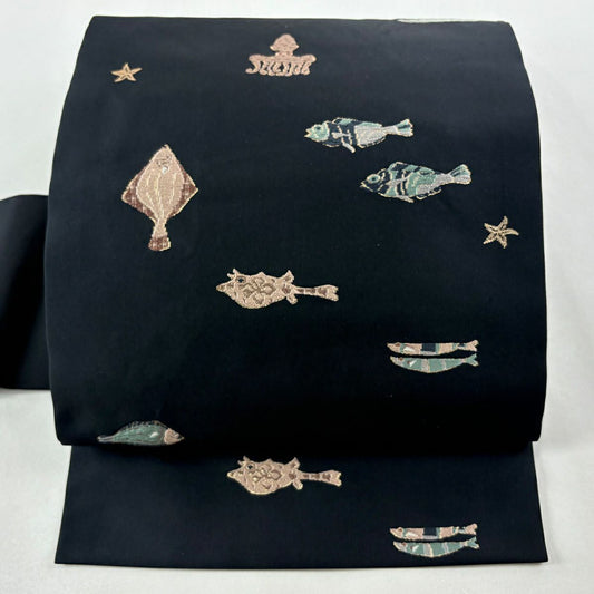 【美品】 名古屋帶 逸品級 魚 蛸 金金箔 黑 純蠶絲