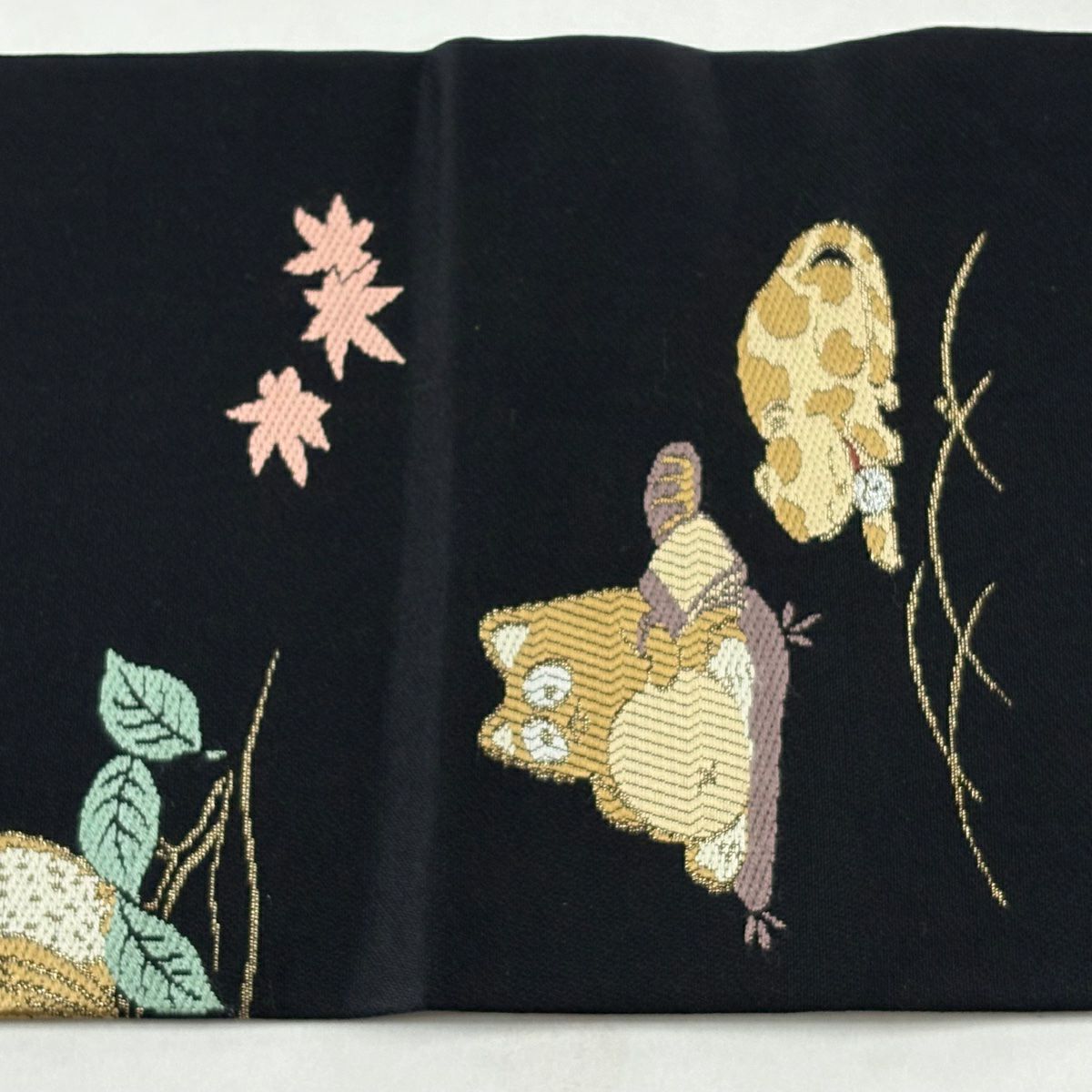 【美品】 名古屋帶 逸品級 貓狸 金金箔 黑 純蠶絲