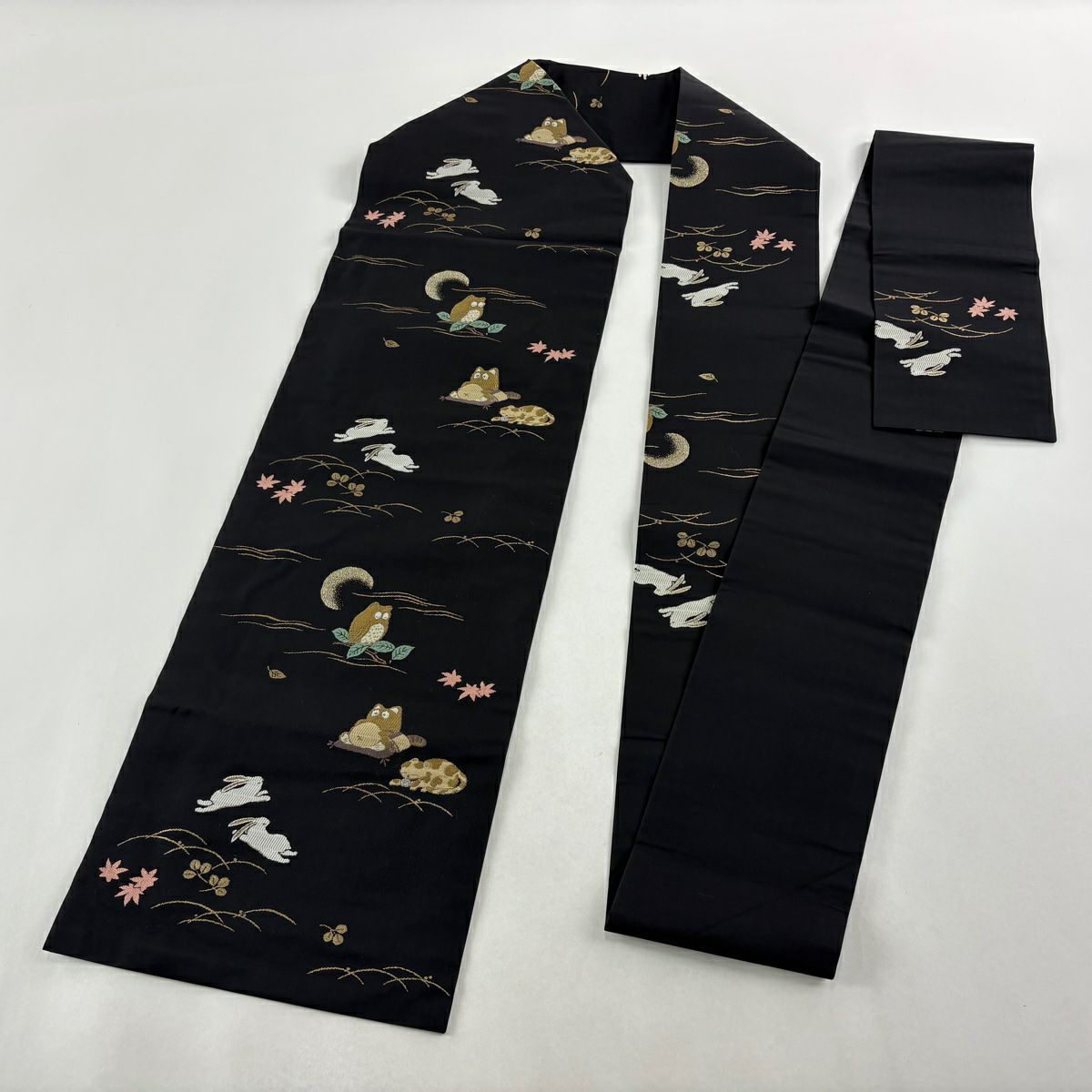 【美品】 名古屋帶 逸品級 貓狸 金金箔 黑 純蠶絲