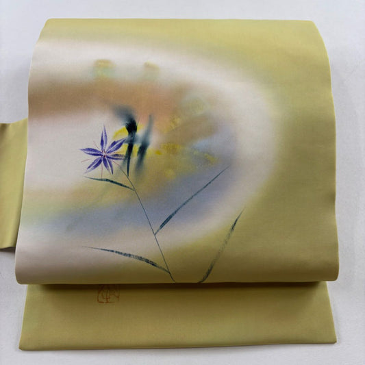 【美品】 名古屋帶 秀品級 落款 草花紋紋 漸層 薄黃土色 純蠶絲
