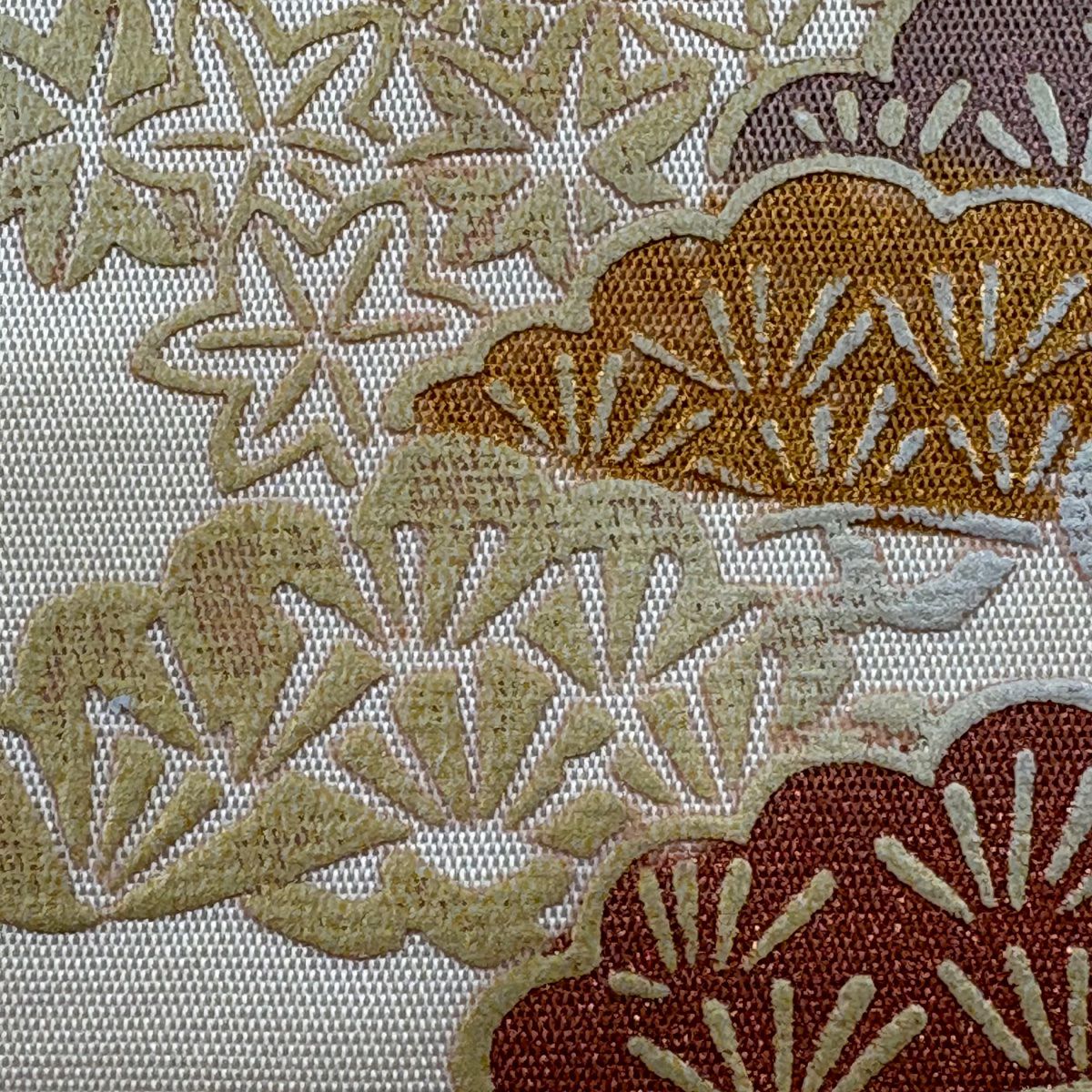 袋帶 秀品級 建築 松樹竹子梅花 螺鈿 金銀彩 奶油色 大鼓圖案 純蠶絲