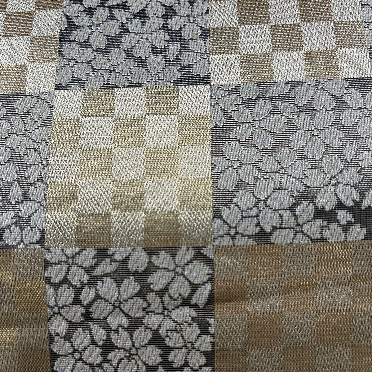 【美品】 袋帶 秀品級 市松樹 櫻花 金金箔 灰色 六通 純蠶絲
