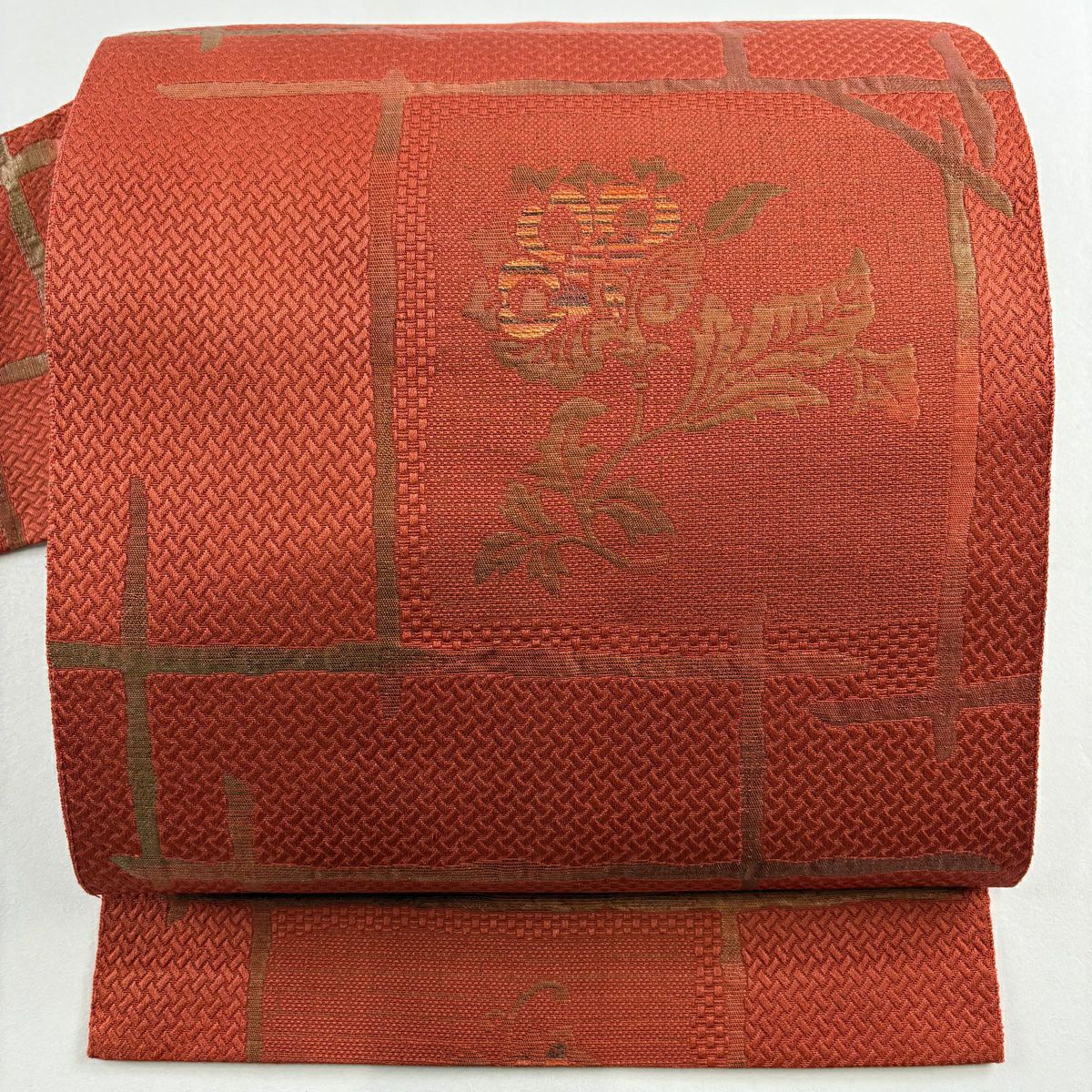 【美品】 名古屋帶 優品級 草花紋紋 幾何學圖案 金金箔 橙色 純蠶絲