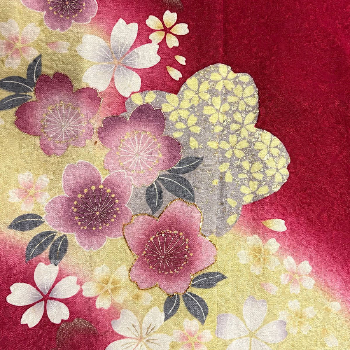 振袖禮服 身長155cm 袖長70cm L 雙層 櫻花花瓣 金金箔 金銀彩 紅 純蠶絲 名品級
