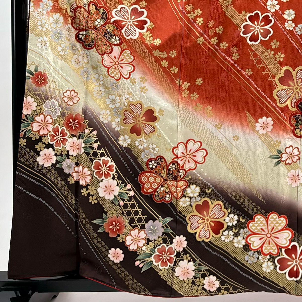 【美品】振袖禮服 身長160cm 袖長64cm M 雙層櫻花麻葉金銀彩染分 朱紅 純蠶絲 秀品級