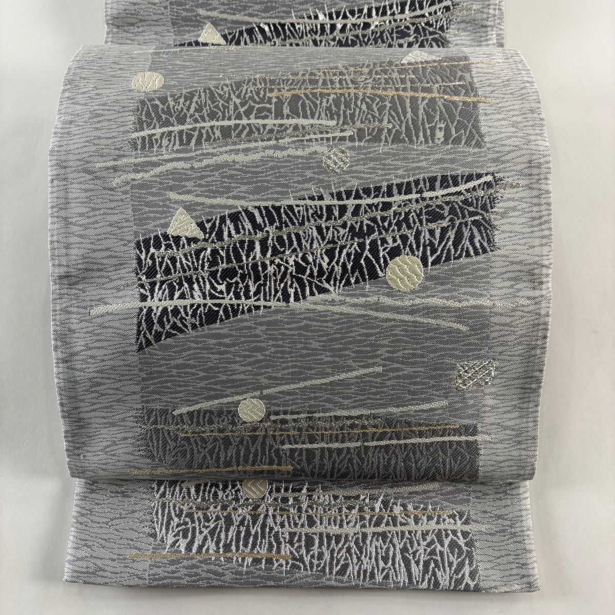【美品】 袋帶 秀品級 幾何圖案 金銀線 金金箔 灰色 六通 純蠶絲