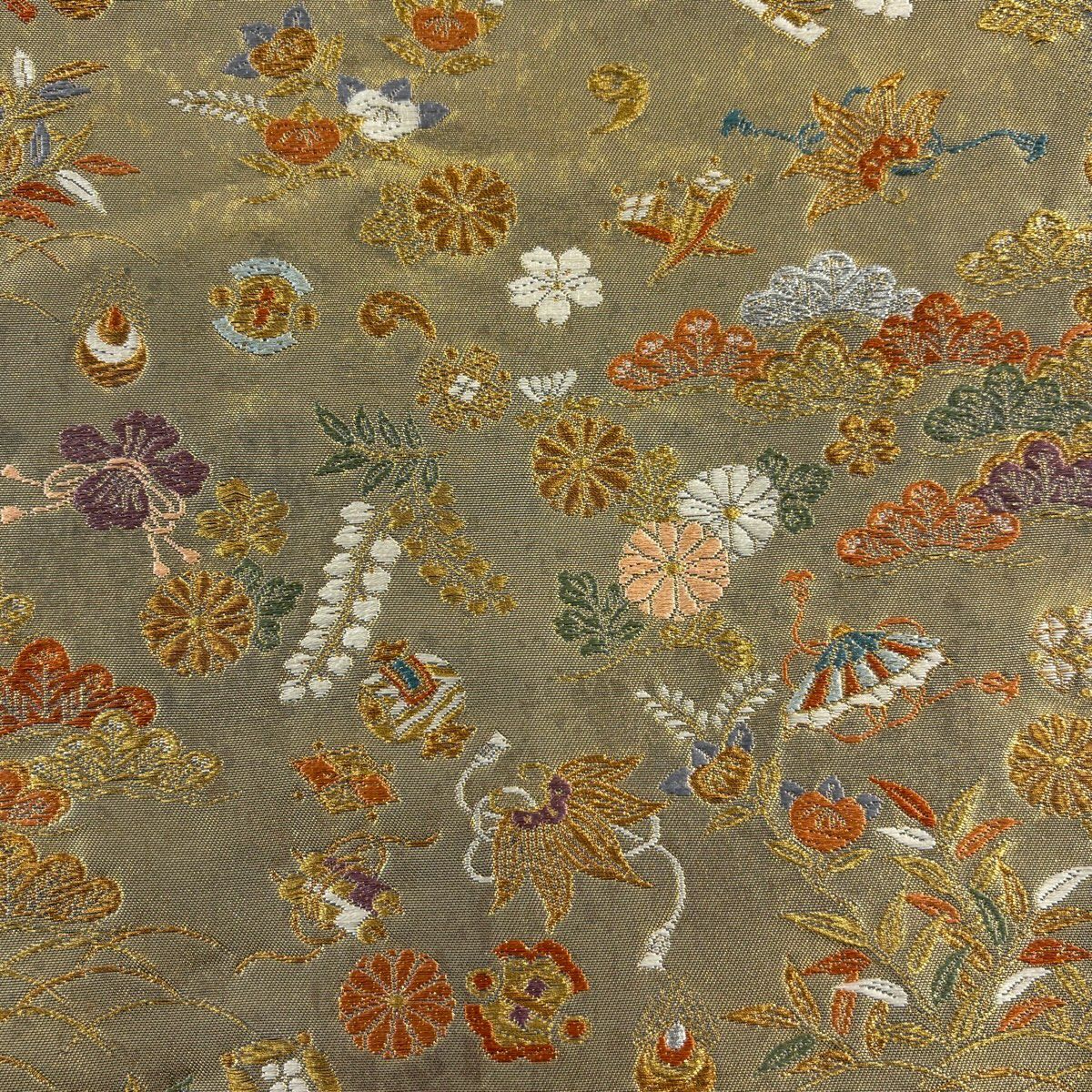 【美品】 袋帶 秀品級 關西裁縫 寶盡くし 笠松樹 刺繡 金銀線 金色 六通 純蠶絲