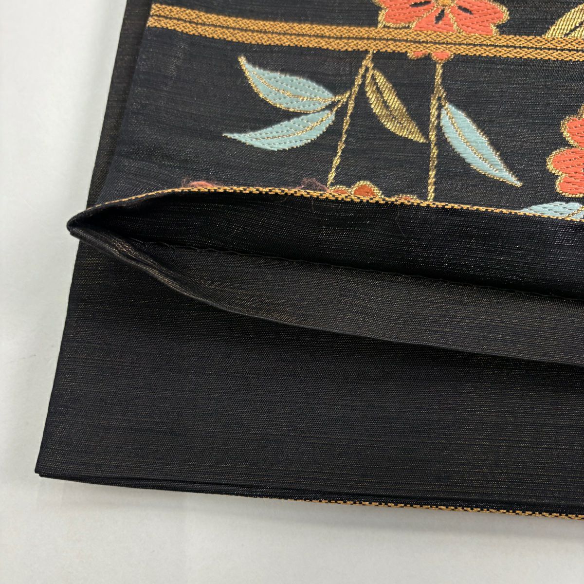 袋帶 秀品級 關西仕立 雨傘松樹 瀧 刺繡 金金箔 黑 六通 純蠶絲