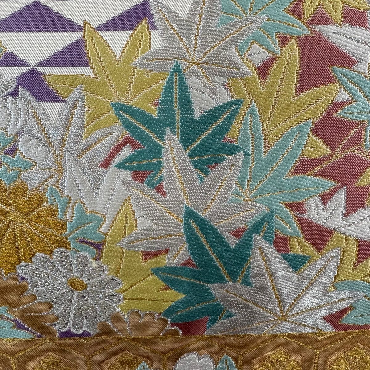 【美品】 袋帶 秀品級 草花紋紋 雲霞 金銀彩 金金箔 米色 六通 純蠶絲
